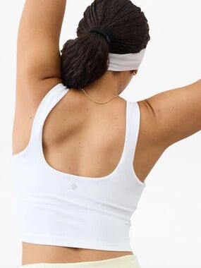 Athleta Transcend Square Neck Crop White Sports Bra Tank Wide Straps size Large